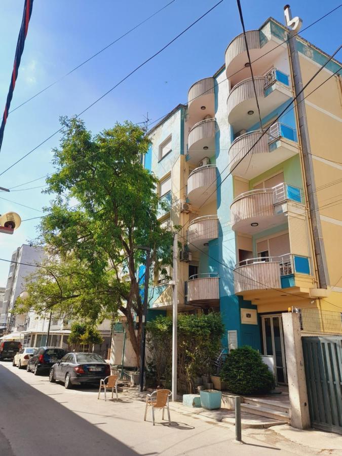 Seaside Deluxe Apartment Durrës Eksteriør billede